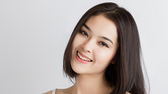 3 cách làm trắng răng giá rẻ - colgate