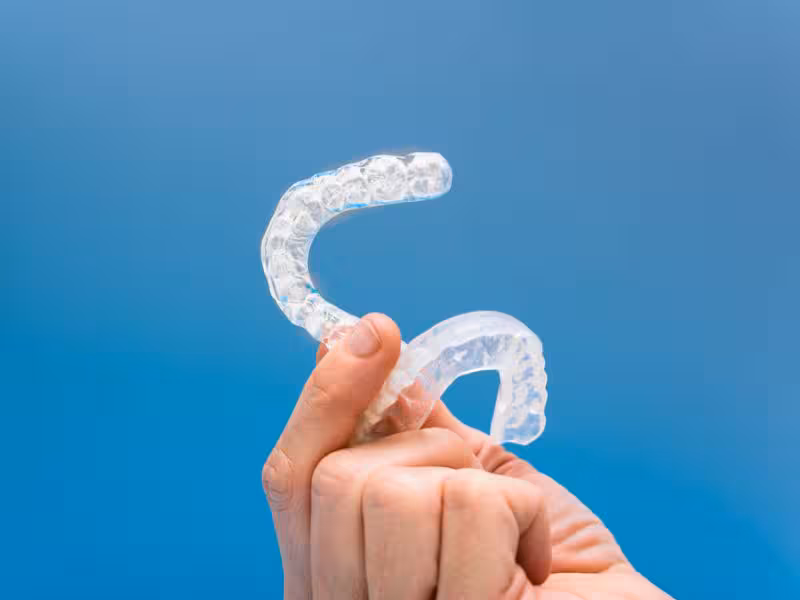 Máng chống nghiến răng dễ dàng sử dụng