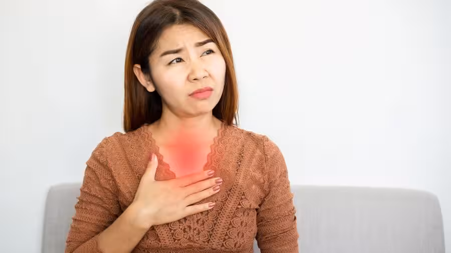 Trào ngược dạ dày thực quản là nguyên nhân làm họng khô