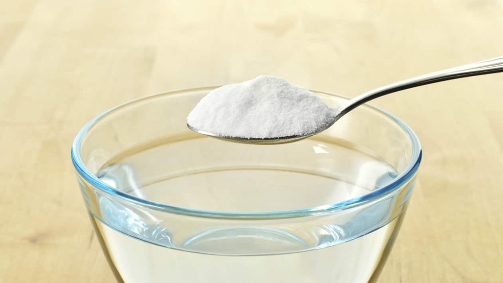 Cách tự pha nước muối sinh lý để súc miệng